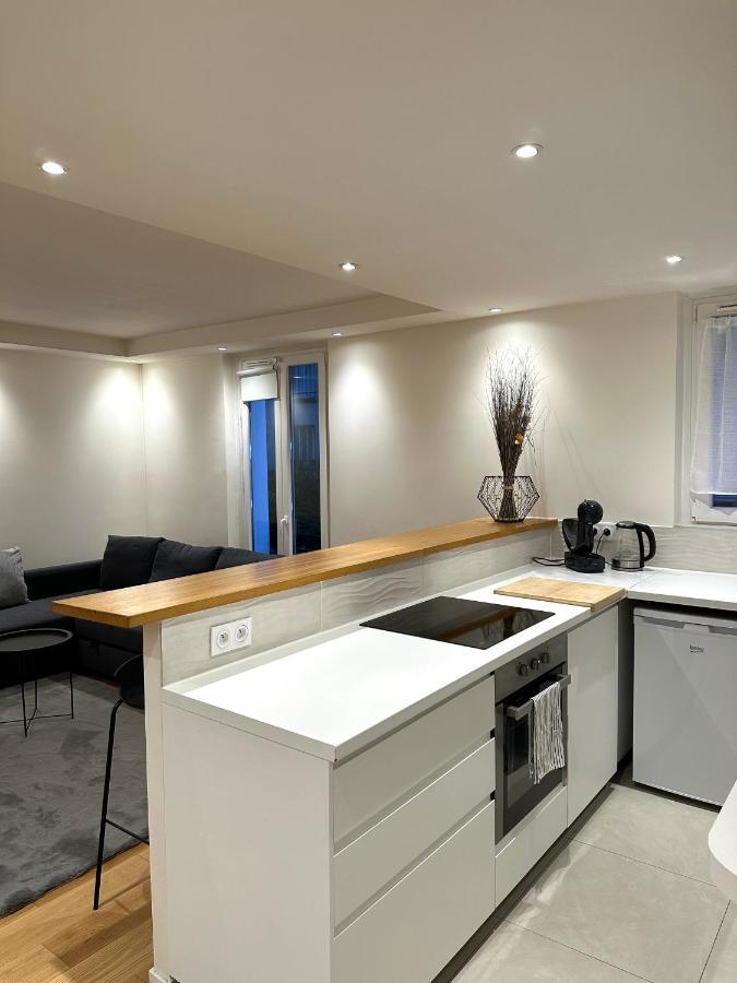 Cosy, Appartement Refait A Neuf Limite 16 Булон Биянкур Екстериор снимка