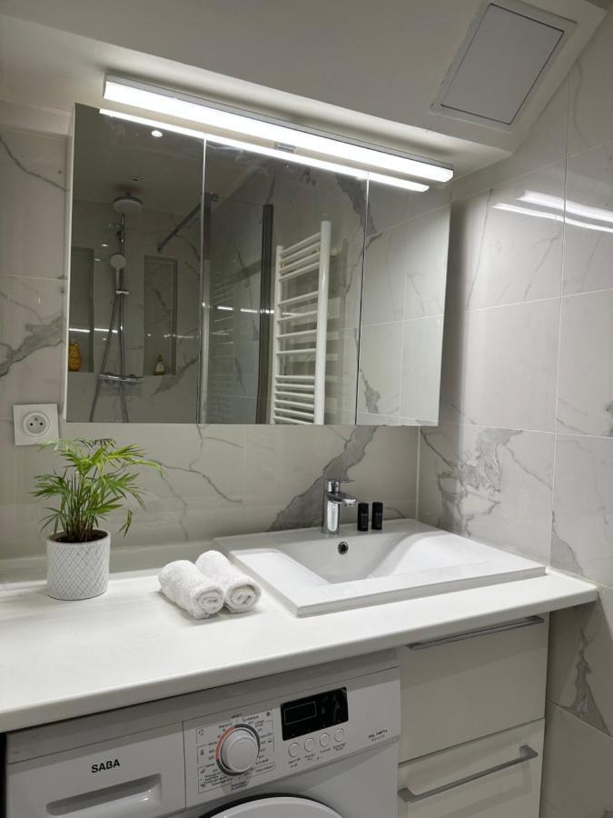 Cosy, Appartement Refait A Neuf Limite 16 Булон Биянкур Екстериор снимка